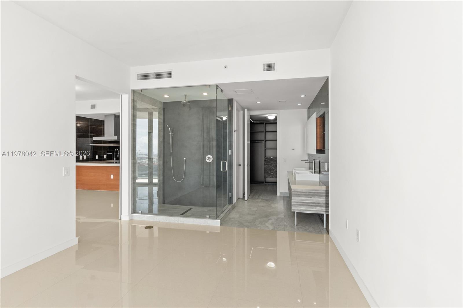 1100 Biscayne Blvd #3404, Miami FL 33132