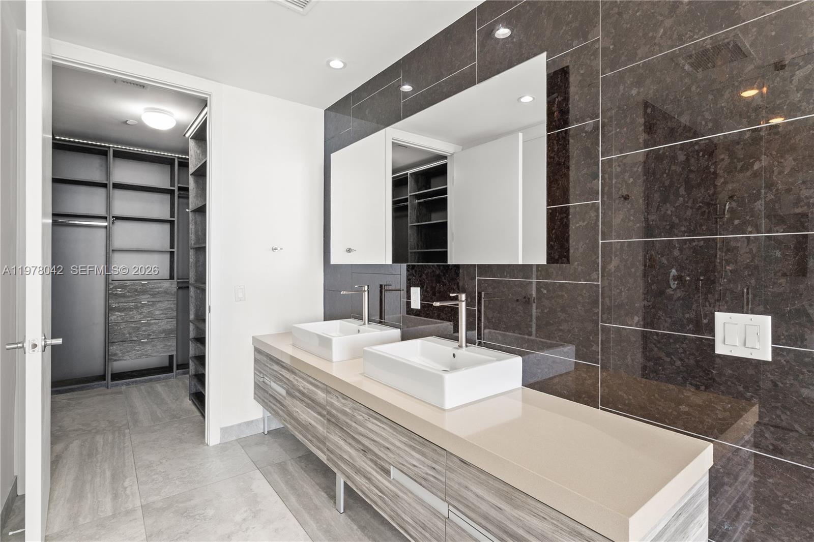 1100 Biscayne Blvd #3404, Miami FL 33132