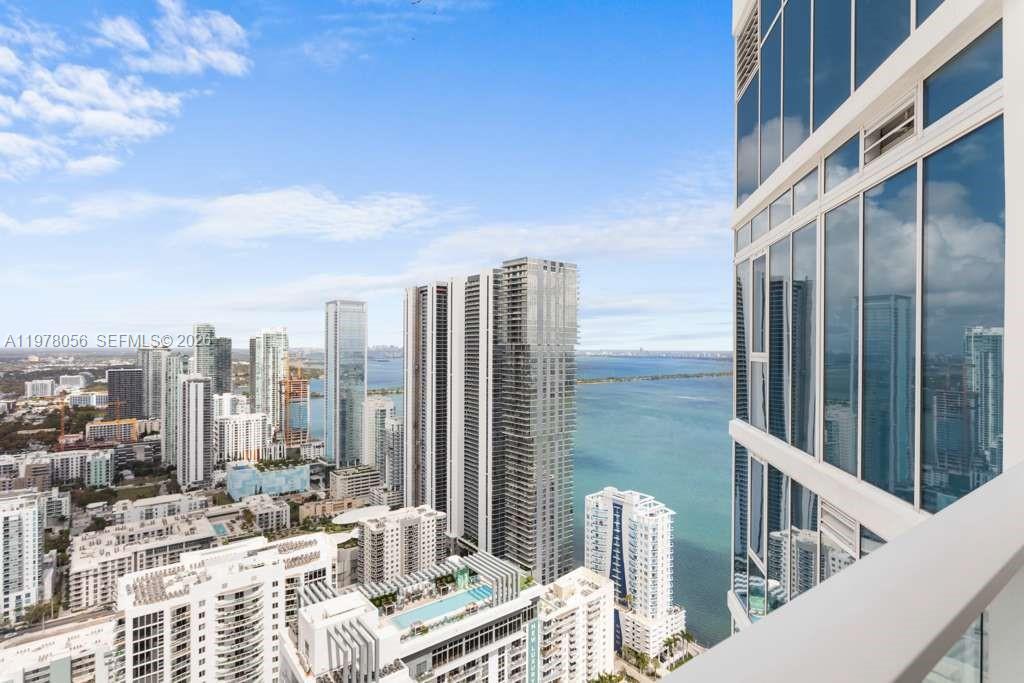 2020 N Bayshore Dr #PH 4702, Miami FL 33137