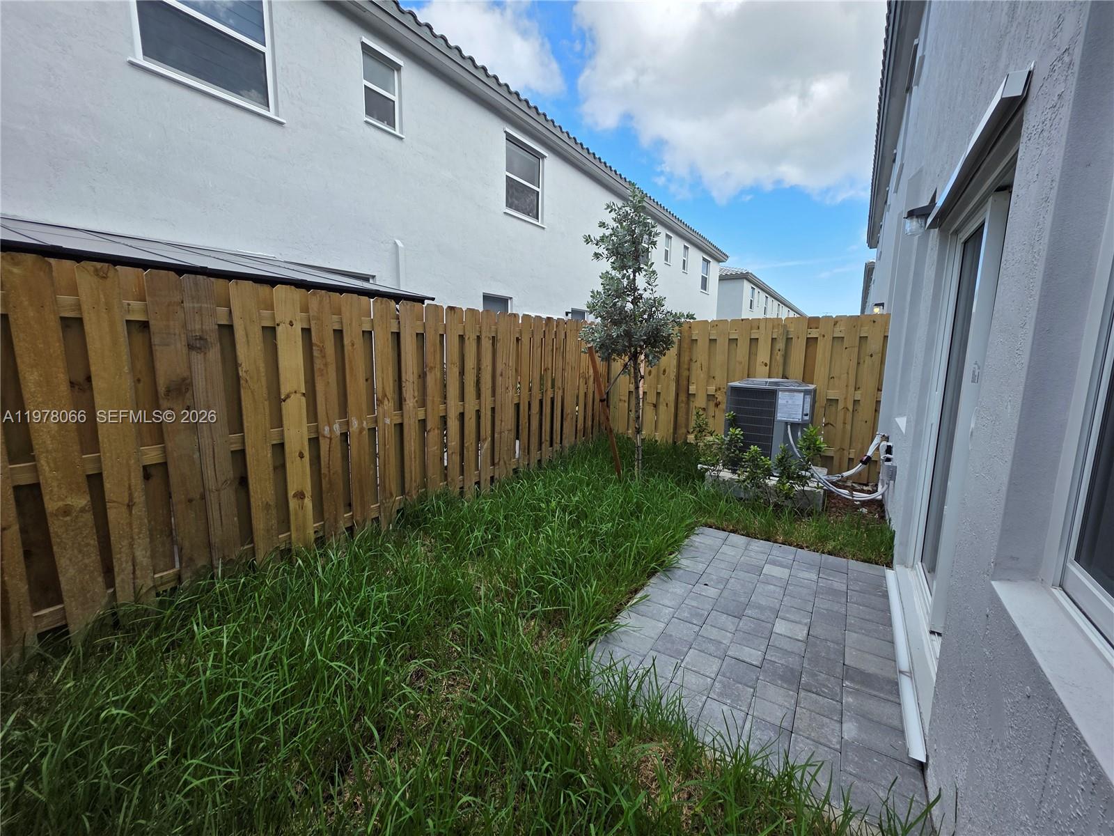 300 SE 10th Ct #300, Florida City FL 33034