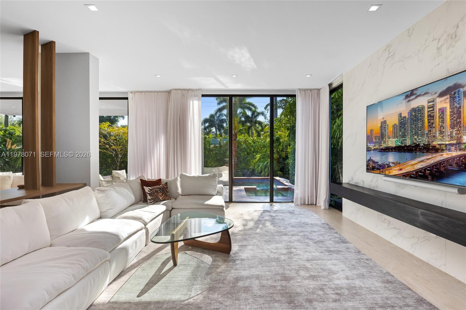 5701 N Bay Rd, Miami Beach FL 33140