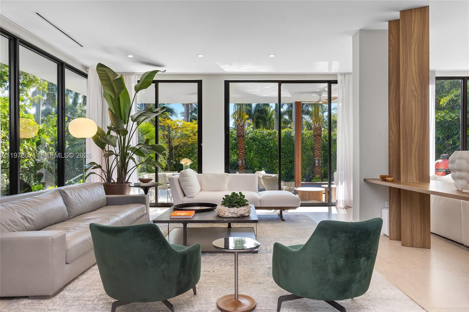 5701 N Bay Rd, Miami Beach FL 33140
