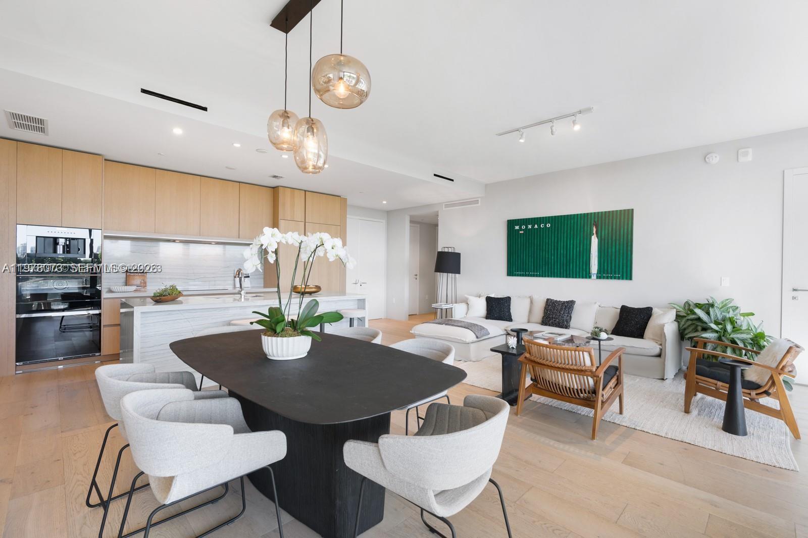 8701 Collins Ave #404, Miami Beach FL 33154