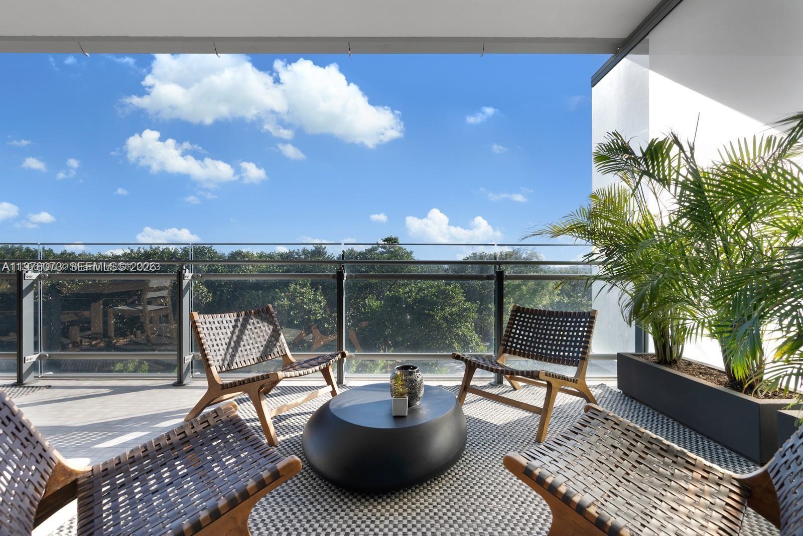 8701 Collins Ave #404, Miami Beach FL 33154