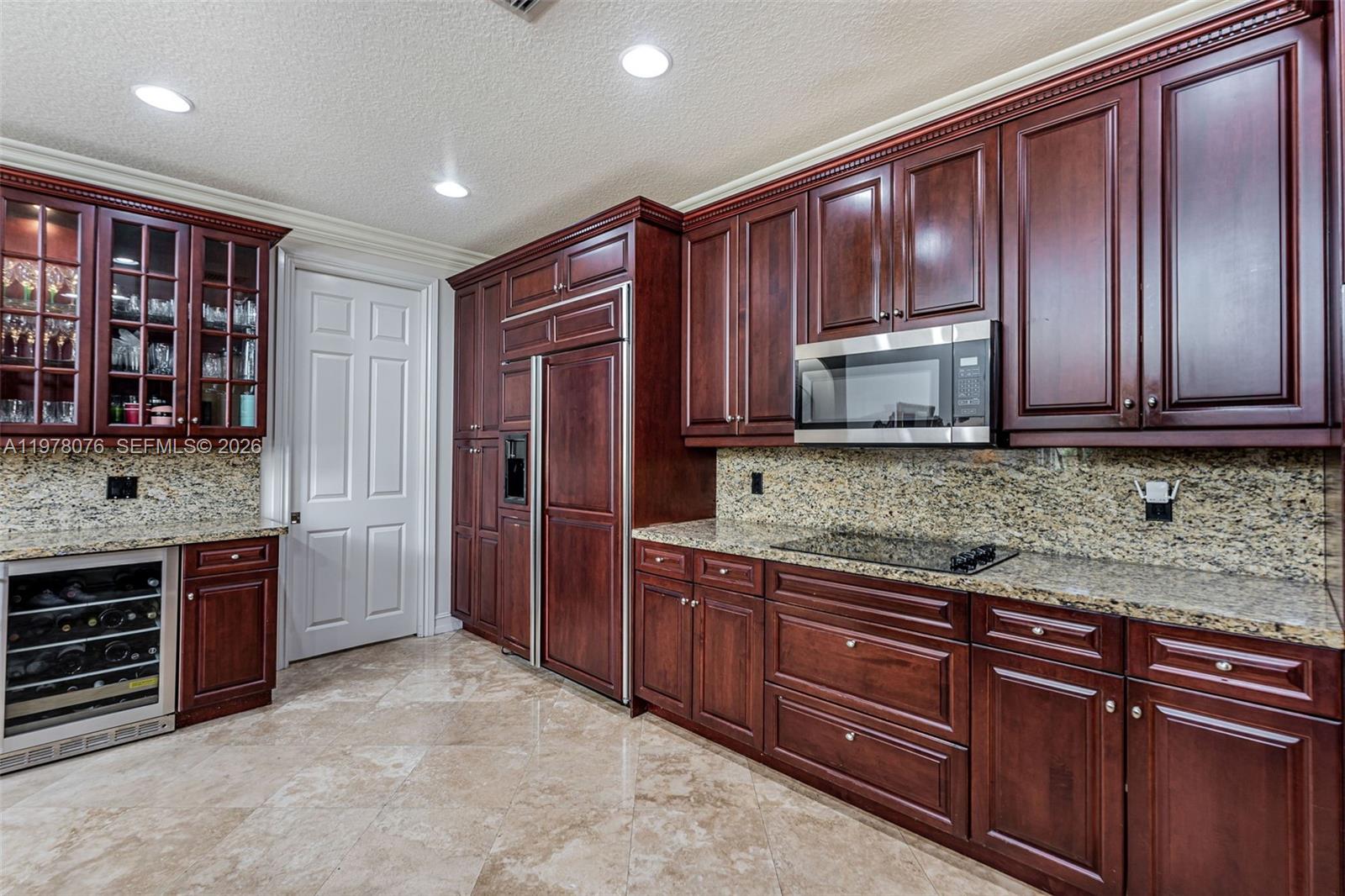 10221 Blue Palm St, Plantation FL 33324