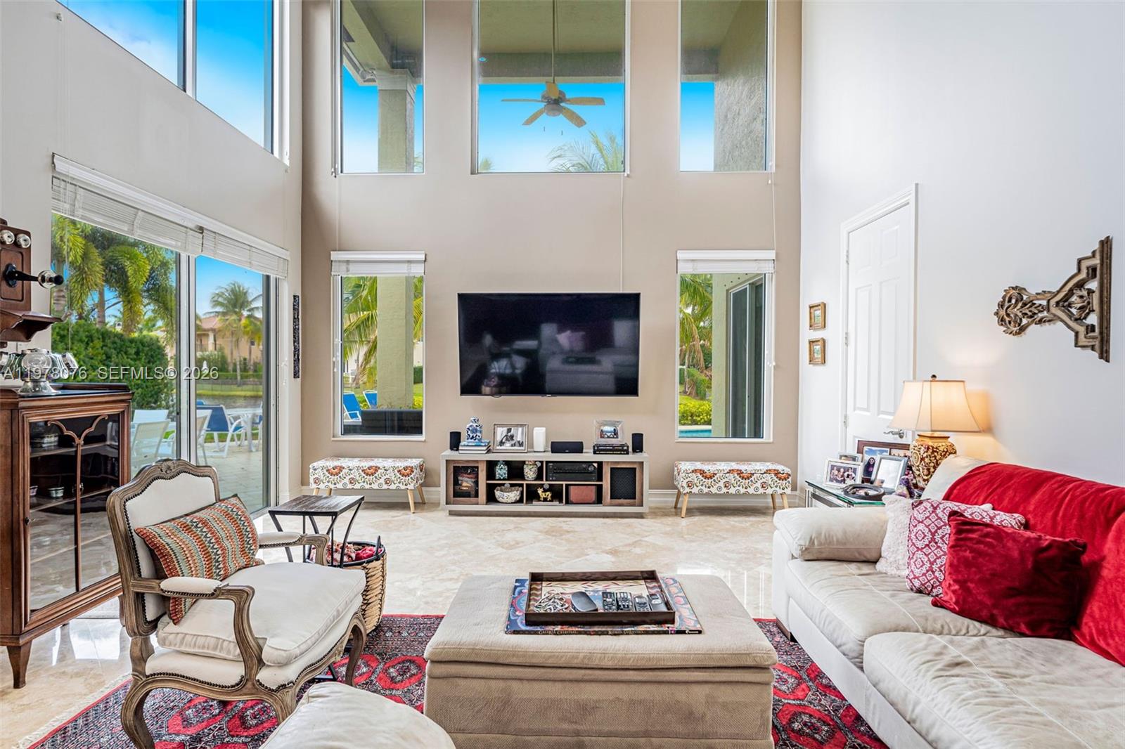 10221 Blue Palm St, Plantation FL 33324