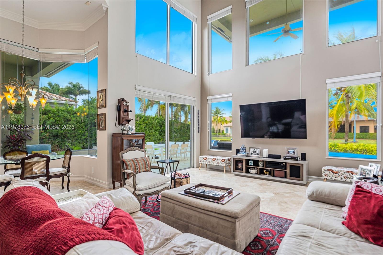 10221 Blue Palm St, Plantation FL 33324