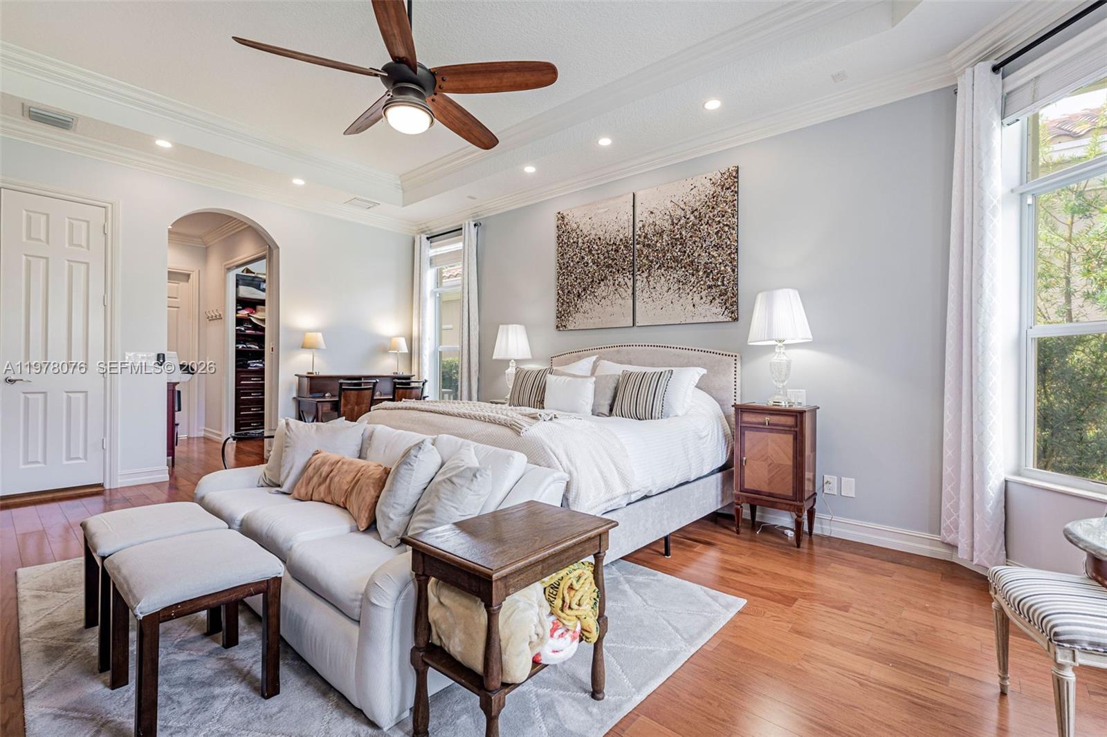 10221 Blue Palm St, Plantation FL 33324