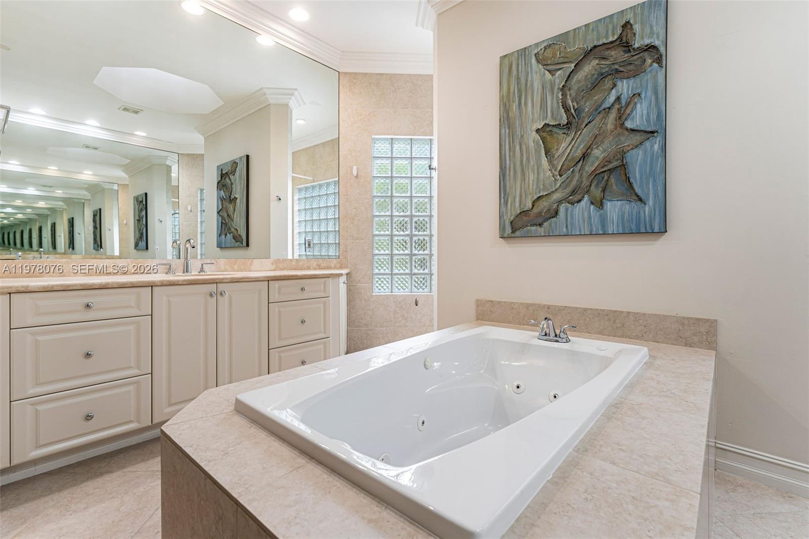 10221 Blue Palm St, Plantation FL 33324