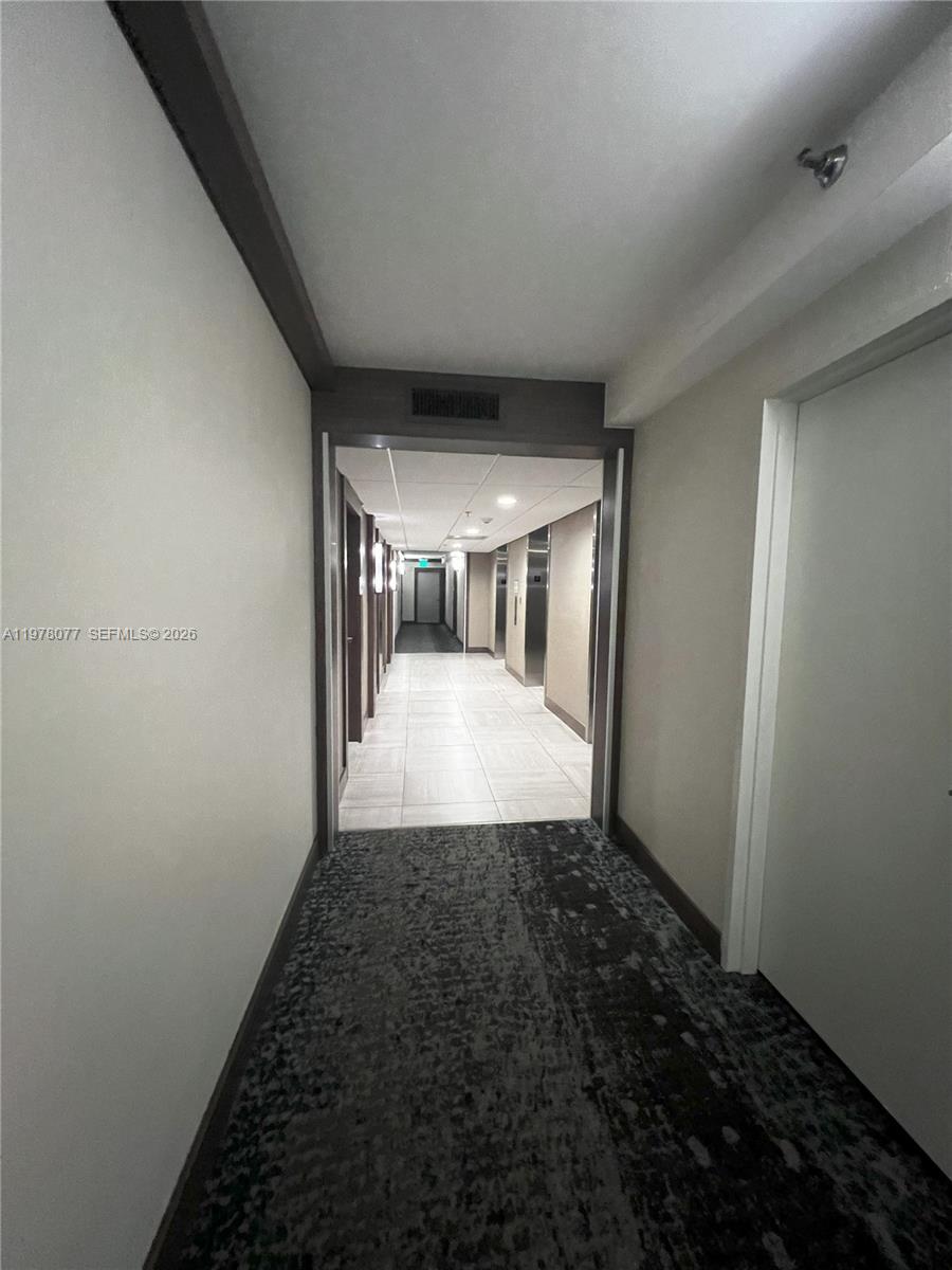 3701 N Country Club Dr #201, Aventura FL 33180