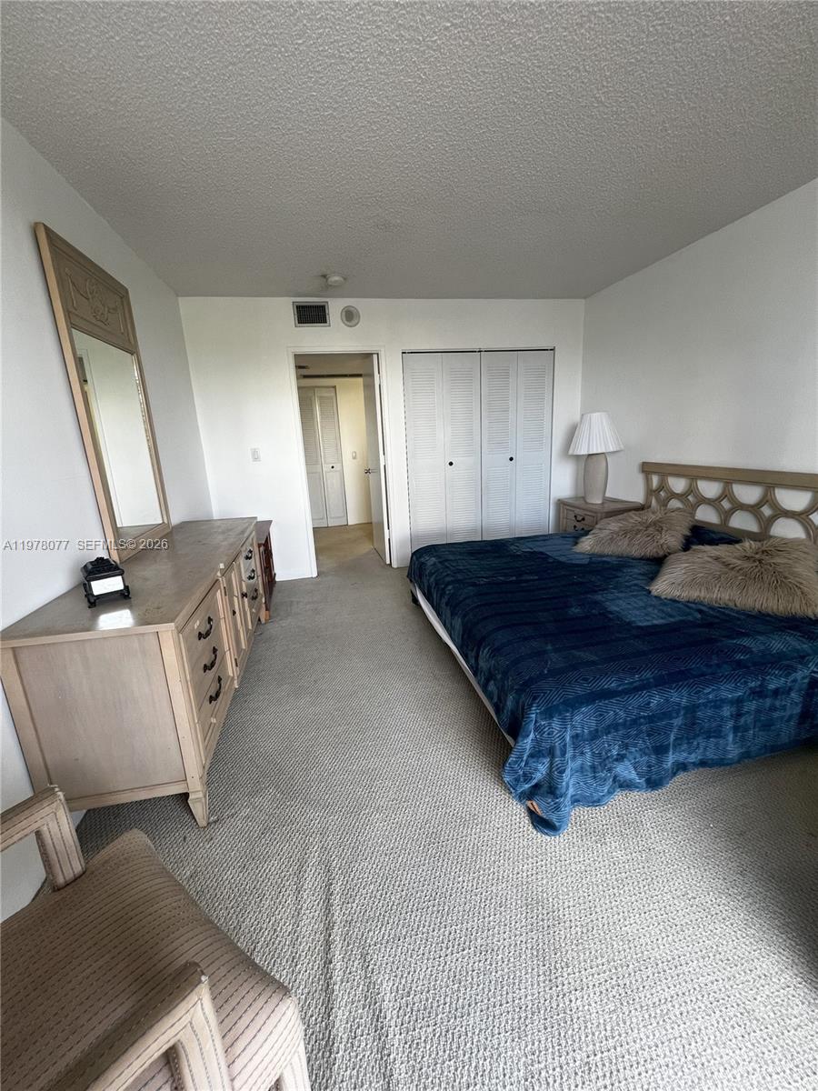 3701 N Country Club Dr #201, Aventura FL 33180