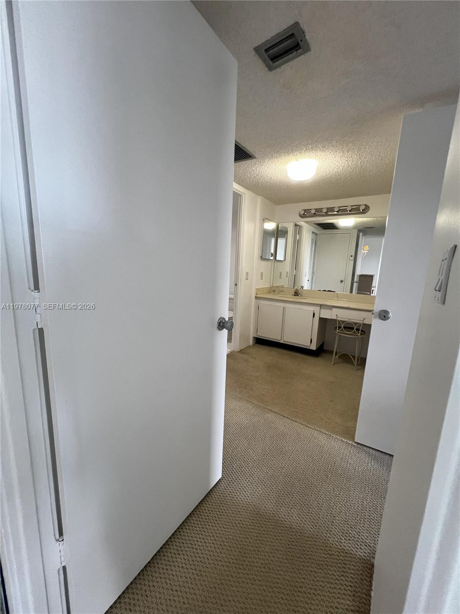 3701 N Country Club Dr #201, Aventura FL 33180