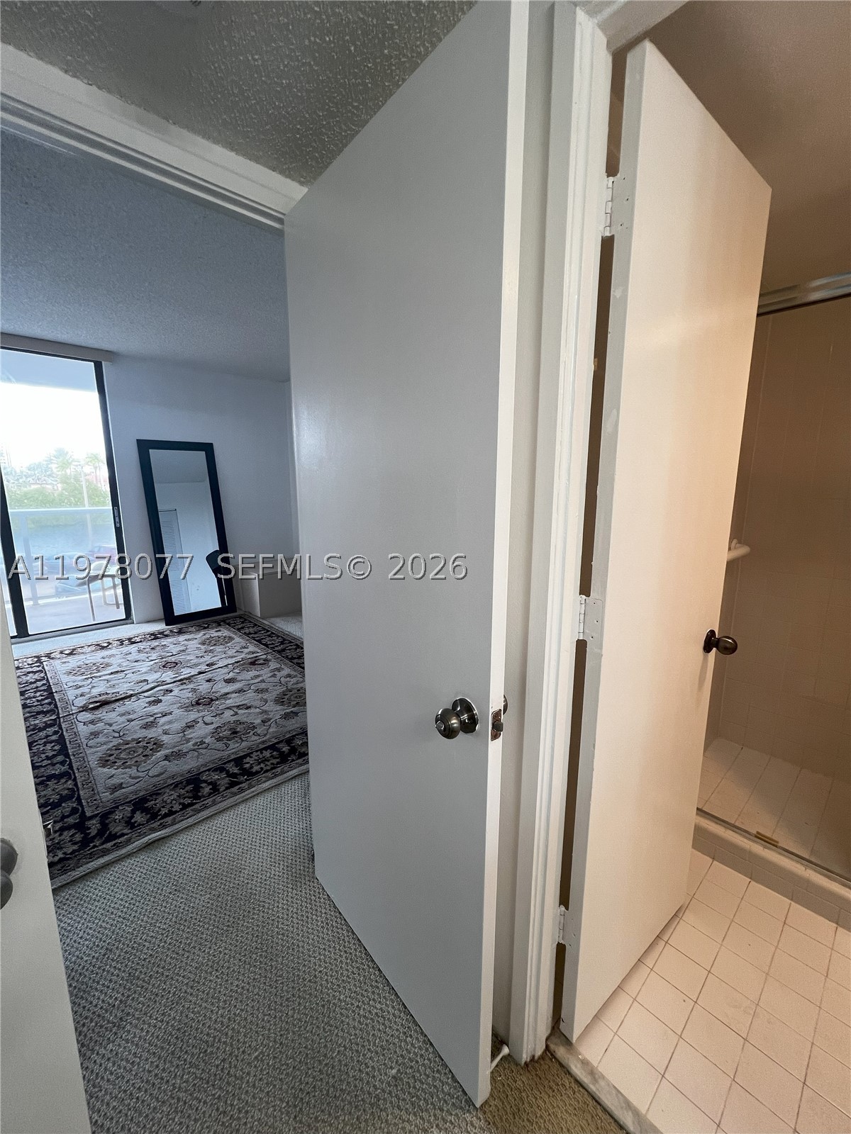 3701 N Country Club Dr #201, Aventura FL 33180
