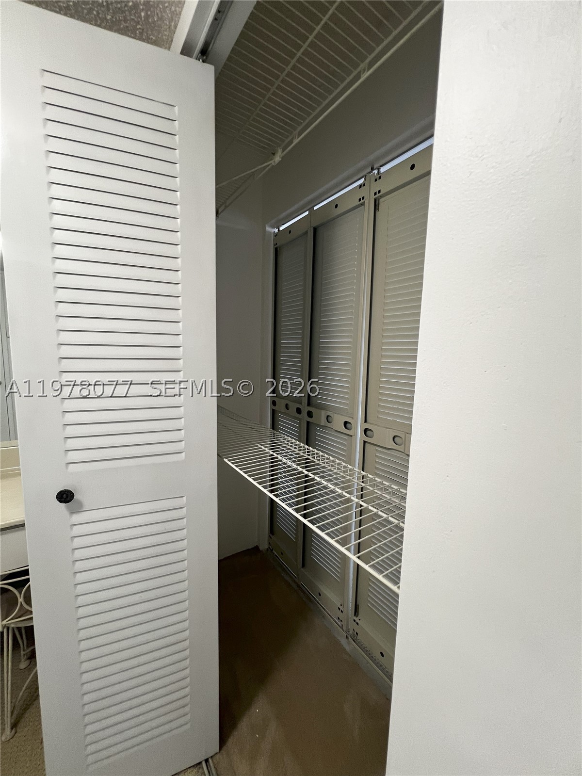 3701 N Country Club Dr #201, Aventura FL 33180
