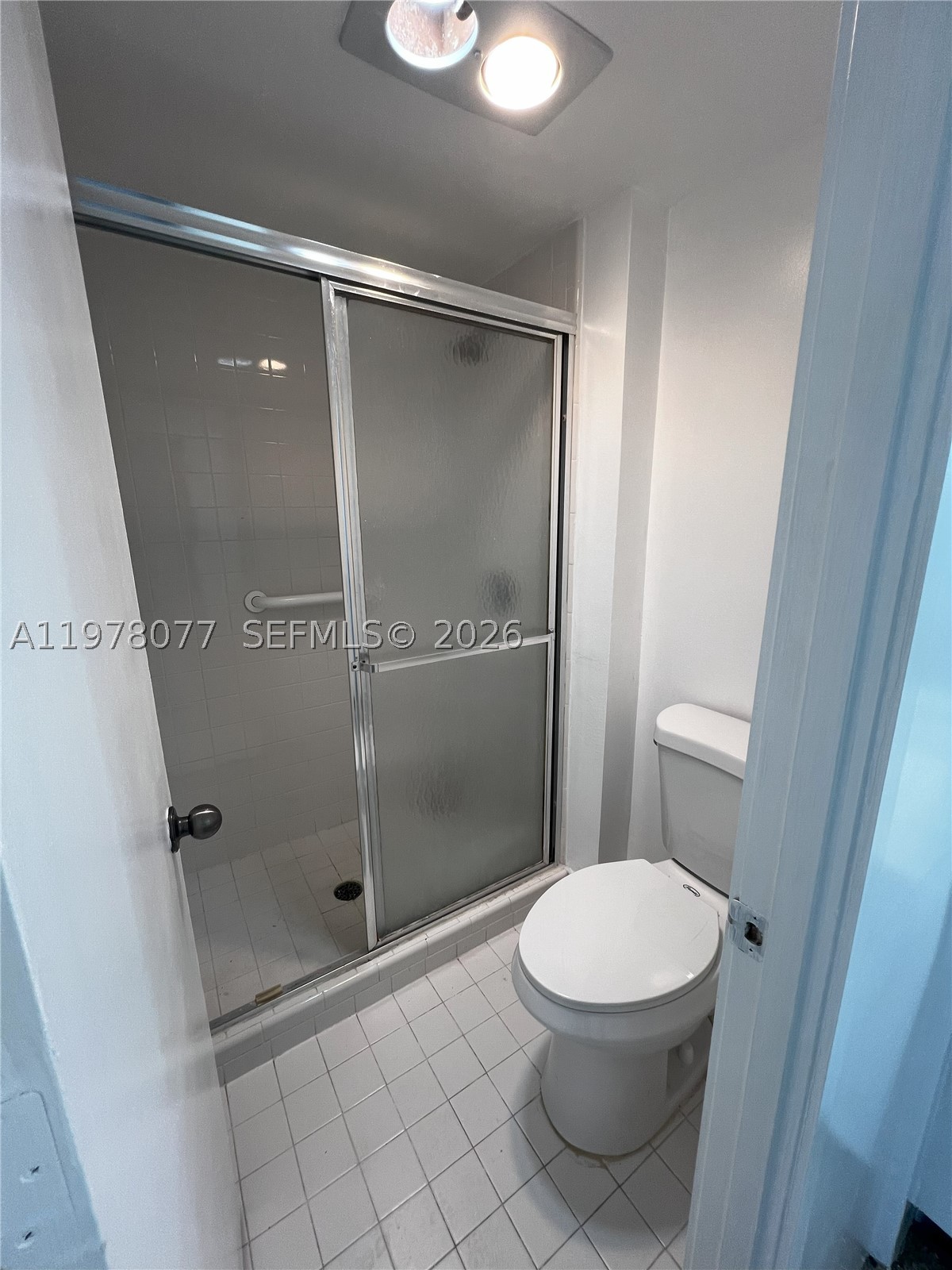 3701 N Country Club Dr #201, Aventura FL 33180