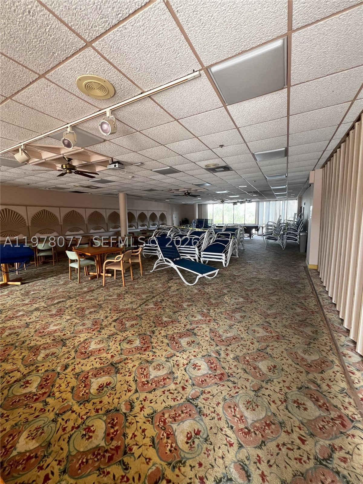 3701 N Country Club Dr #201, Aventura FL 33180