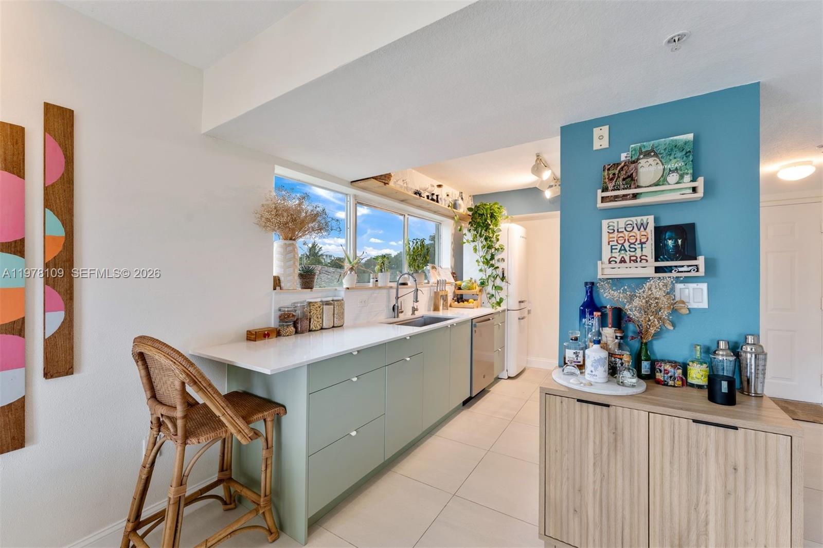 630 85th St #205, Miami Beach FL 33141
