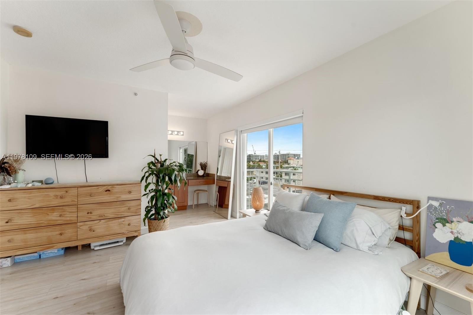 630 85th St #205, Miami Beach FL 33141