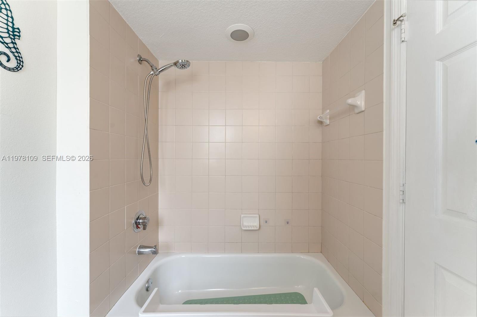 630 85th St #205, Miami Beach FL 33141