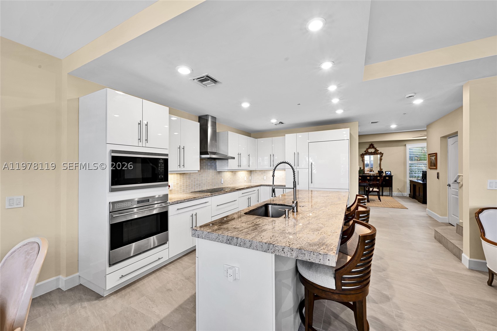 346 Elm St #A-10, Hollywood FL 33019