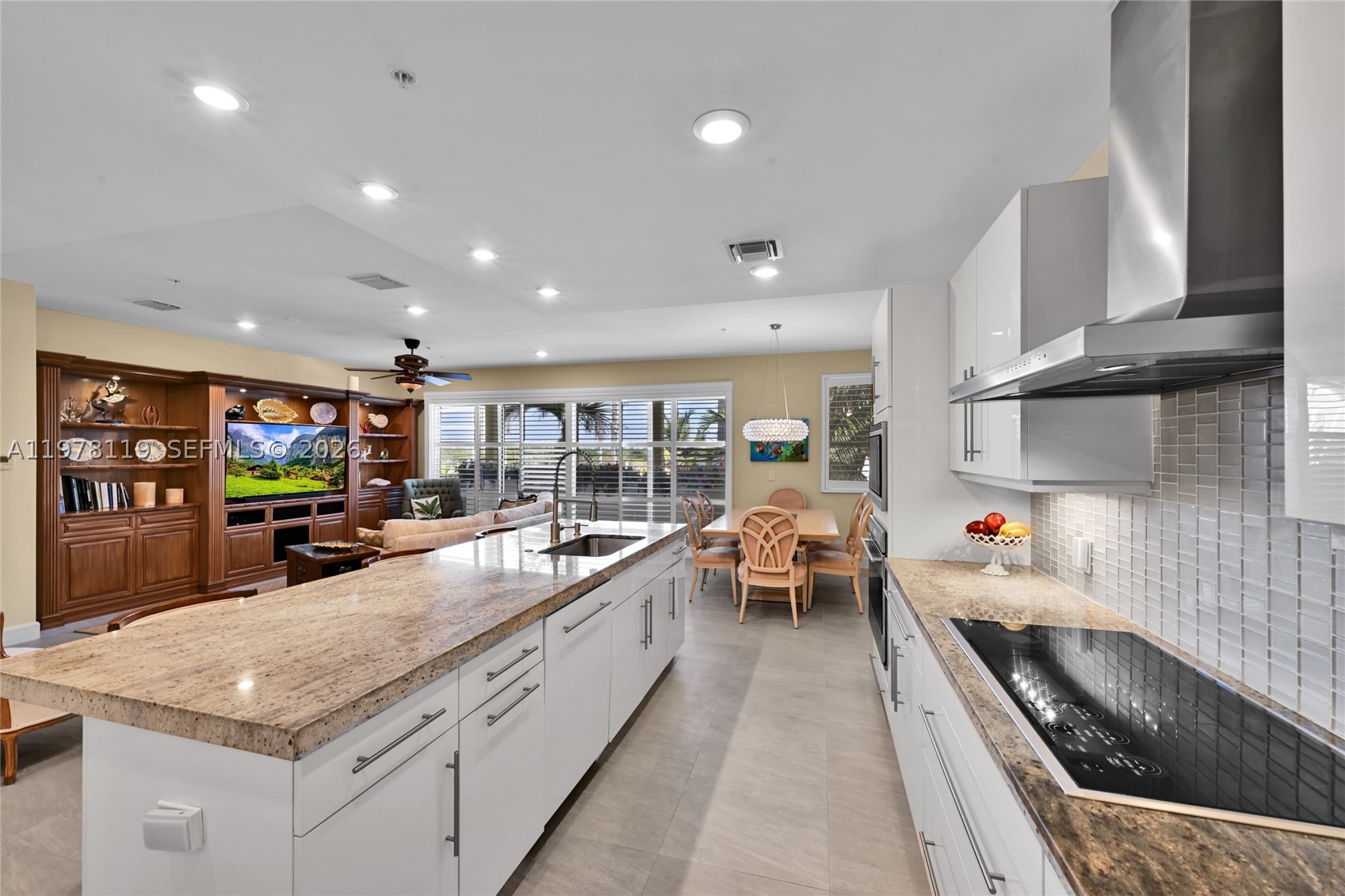 346 Elm St #A-10, Hollywood FL 33019