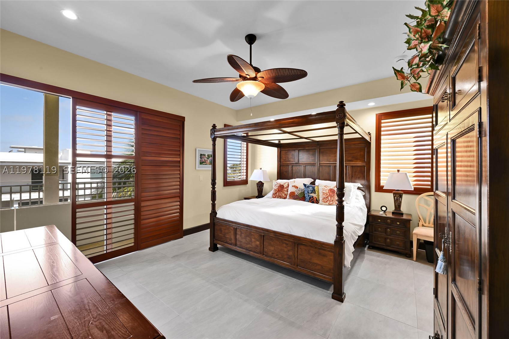 346 Elm St #A-10, Hollywood FL 33019