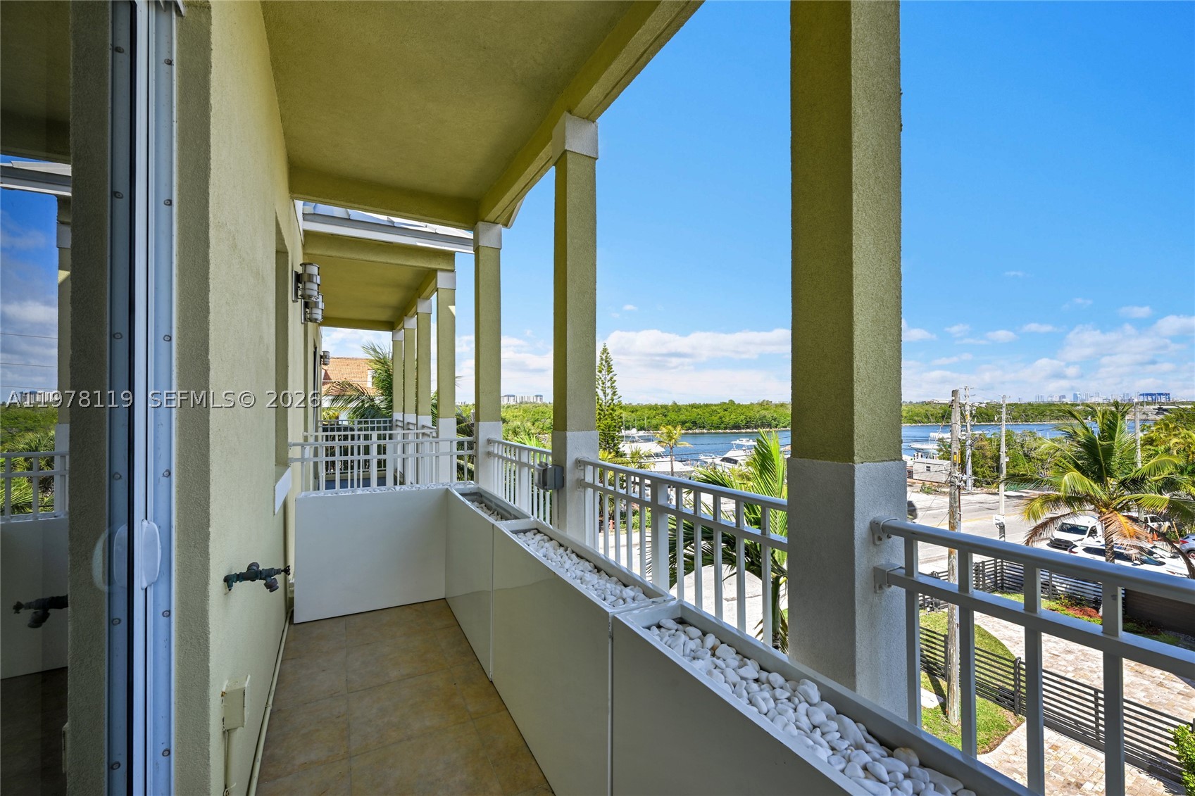 346 Elm St #A-10, Hollywood FL 33019