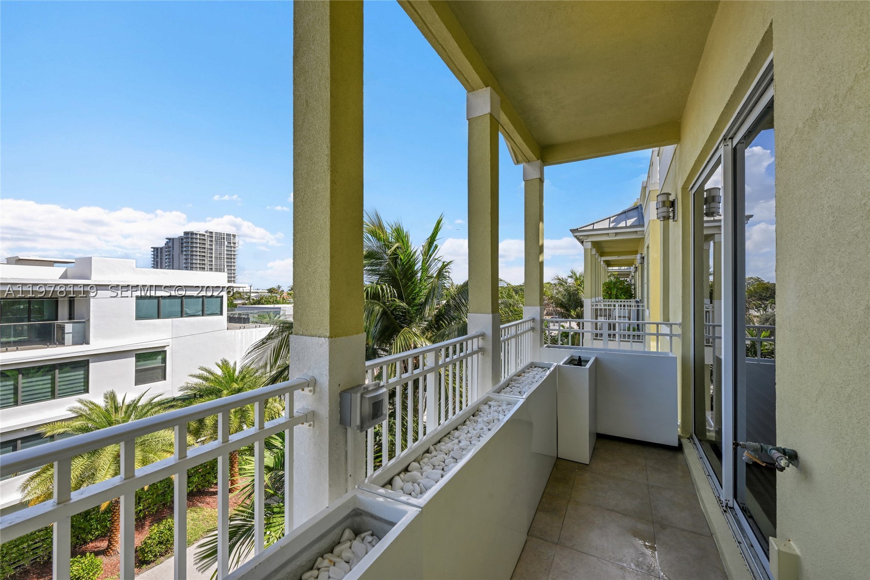 346 Elm St #A-10, Hollywood FL 33019