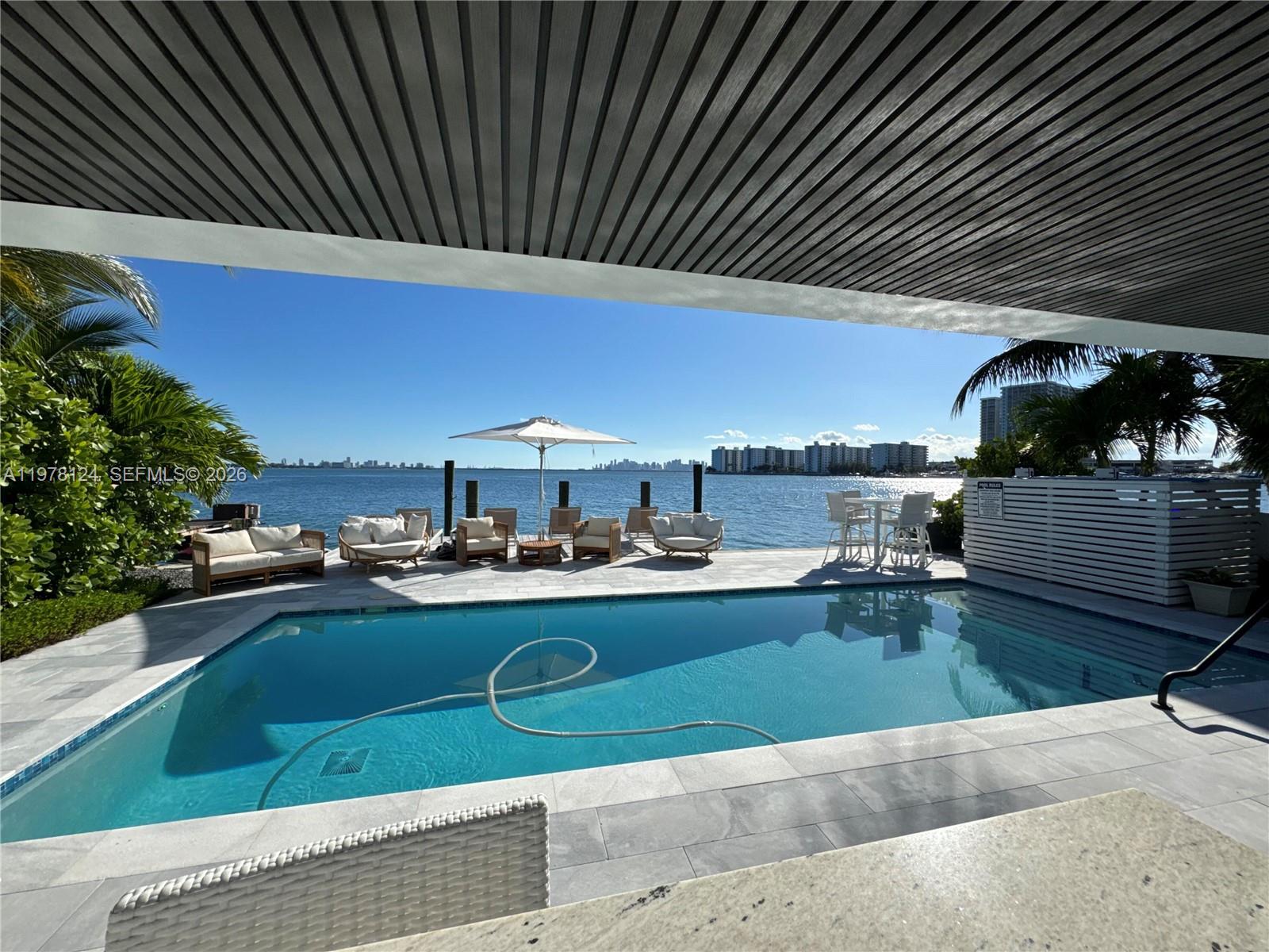 1930 Bay Dr #4, Miami Beach FL 33141