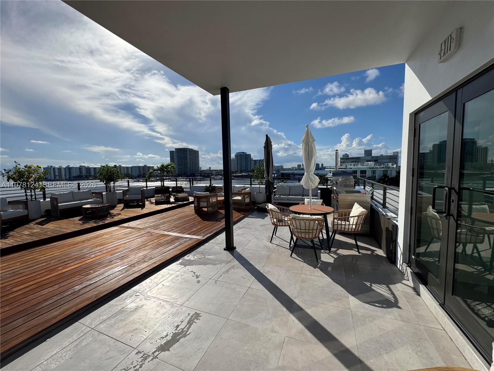 1930 Bay Dr #4, Miami Beach FL 33141