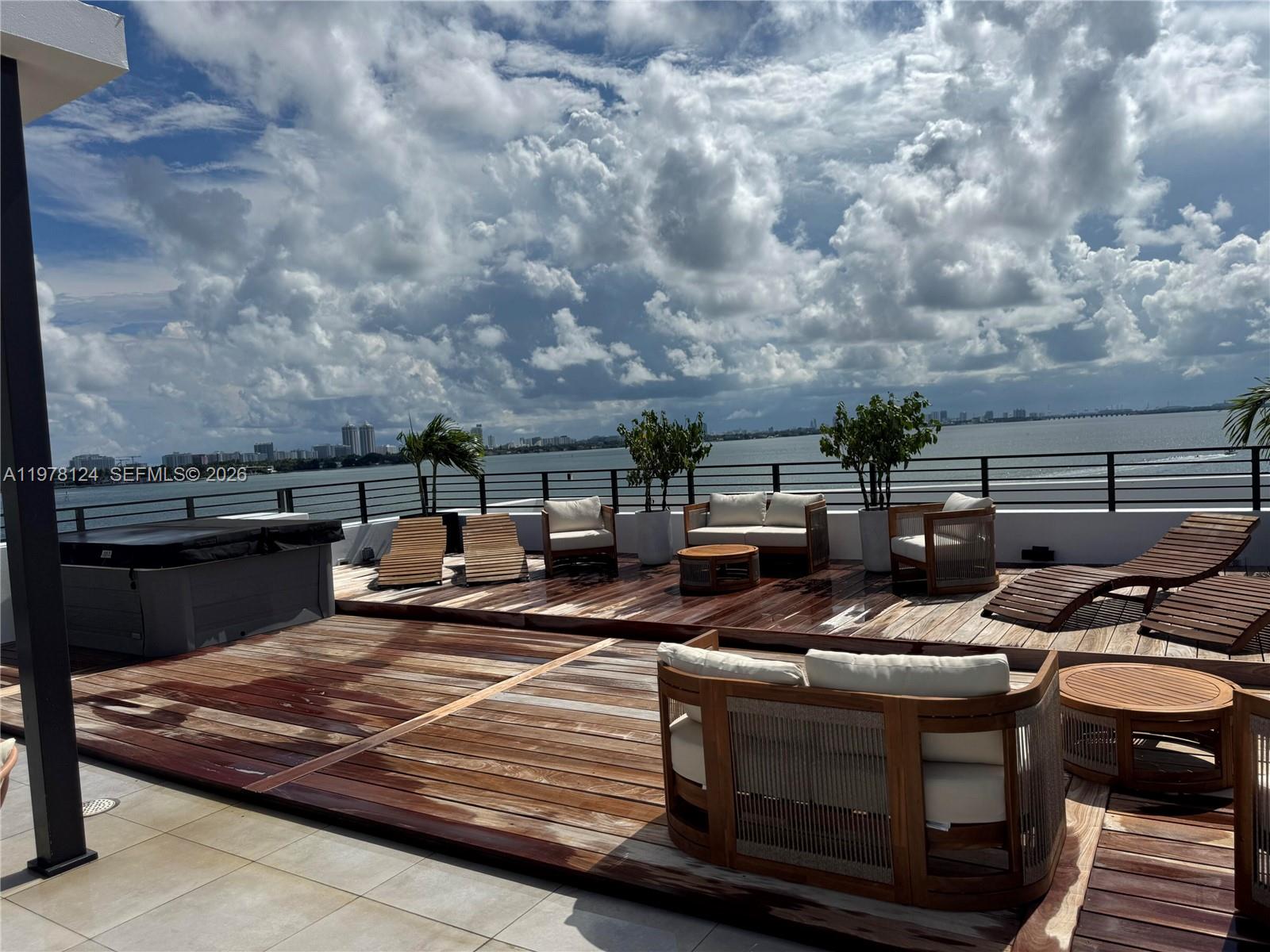 1930 Bay Dr #4, Miami Beach FL 33141