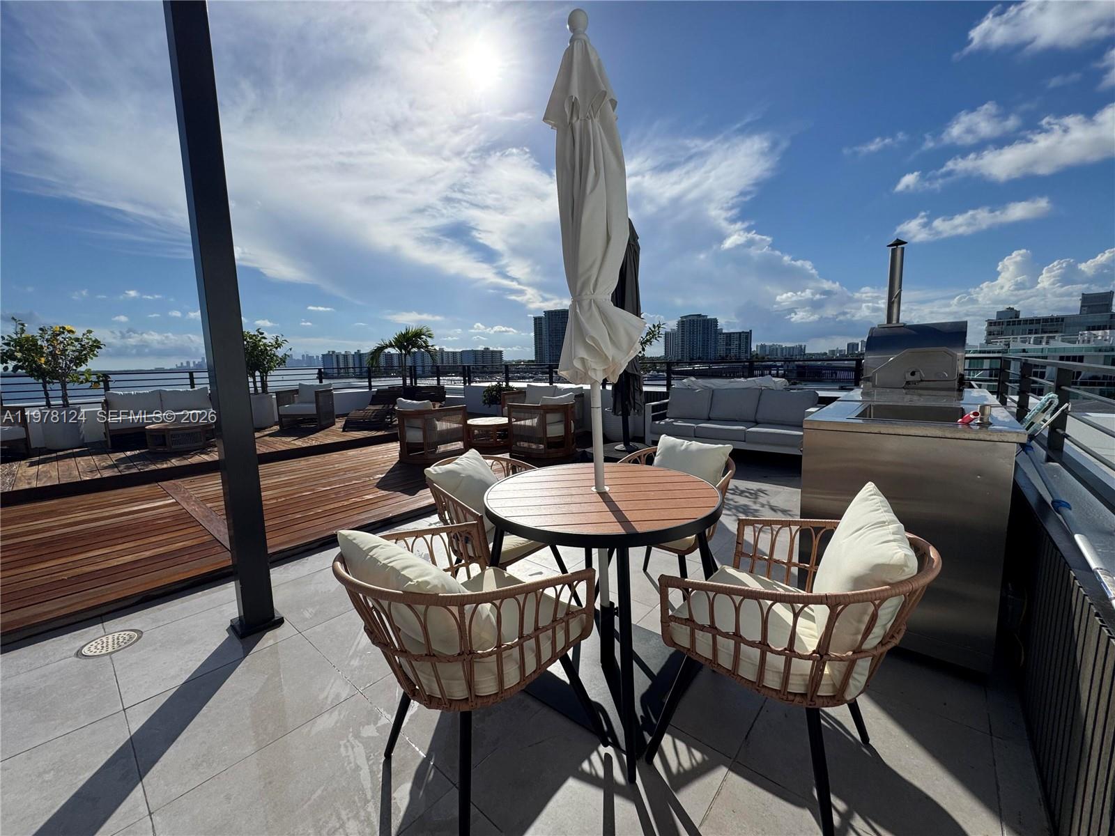 1930 Bay Dr #4, Miami Beach FL 33141