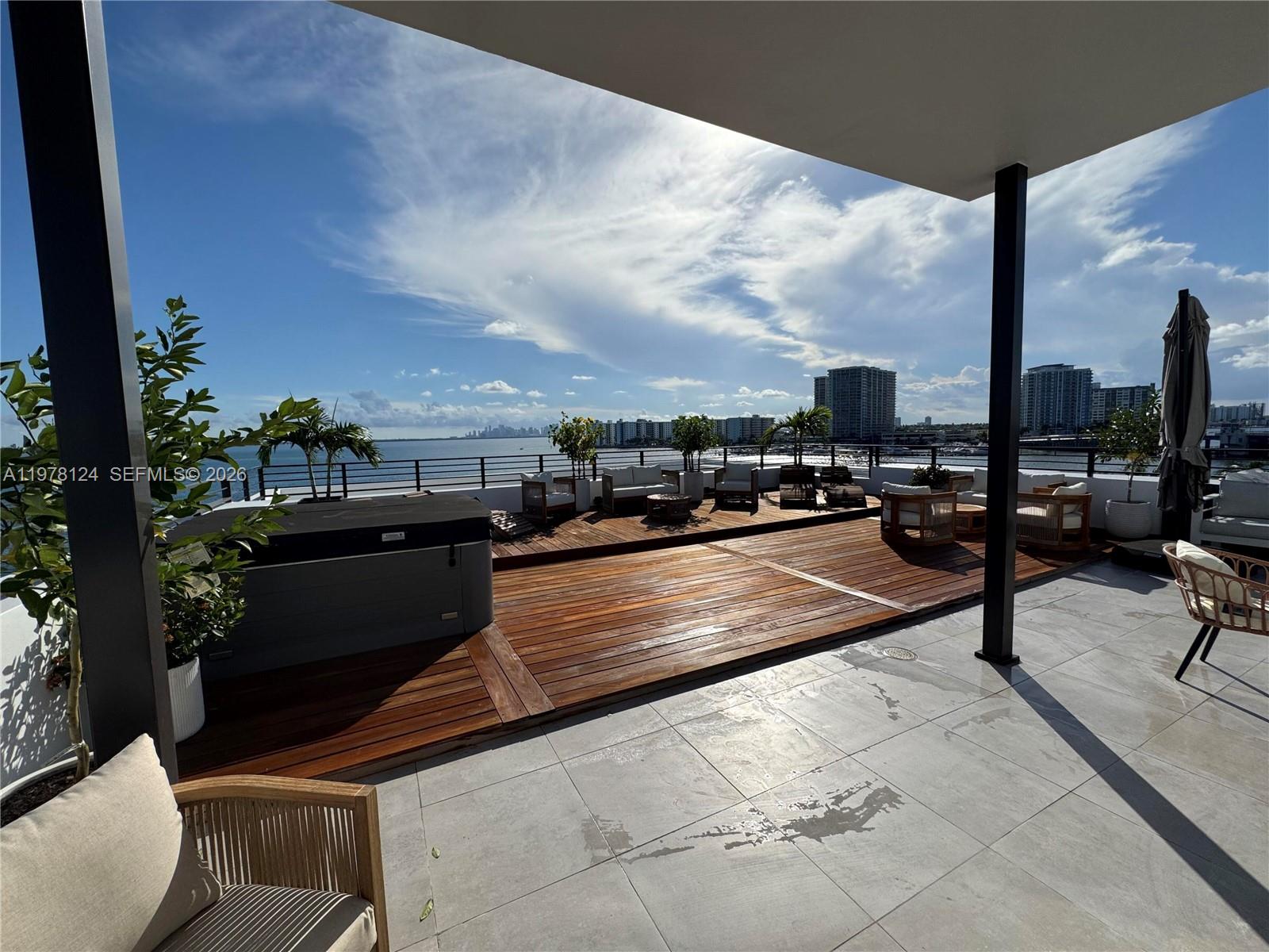 1930 Bay Dr #4, Miami Beach FL 33141