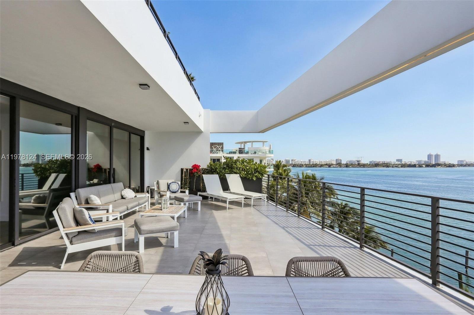 1930 Bay Dr #4, Miami Beach FL 33141