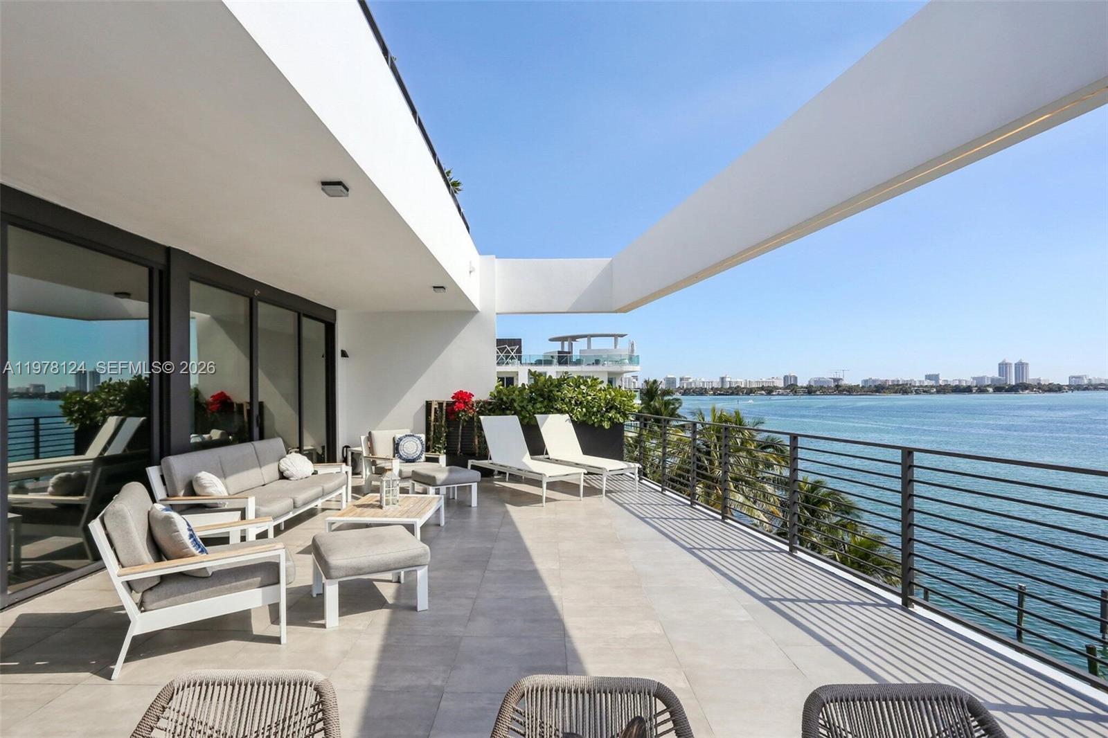 1930 Bay Dr #4, Miami Beach FL 33141