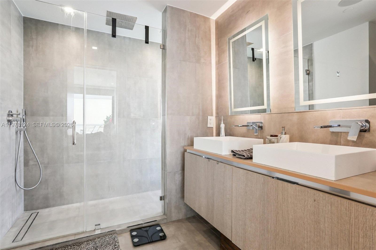 1930 Bay Dr #4, Miami Beach FL 33141