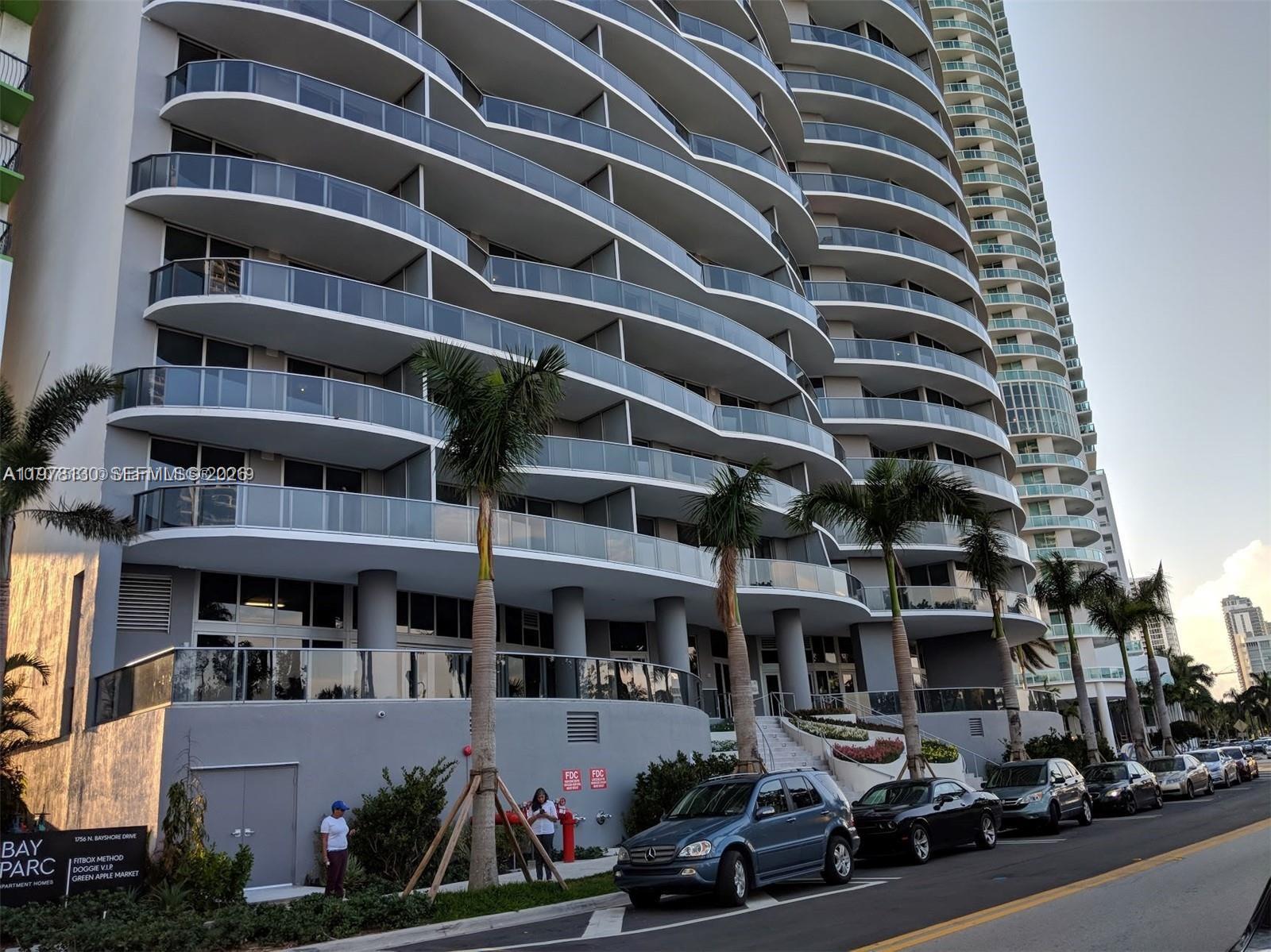 488 NE 18th St #3302, Miami FL 33132