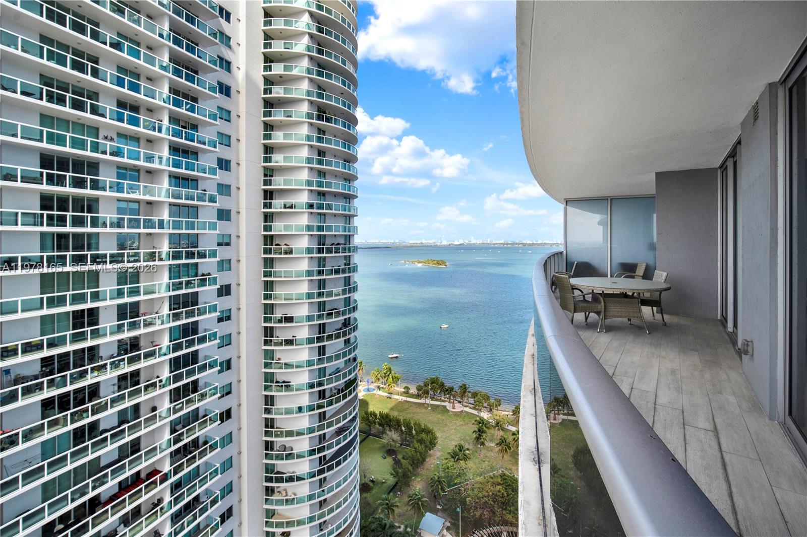 488 NE 18th St #2507, Miami FL 33132