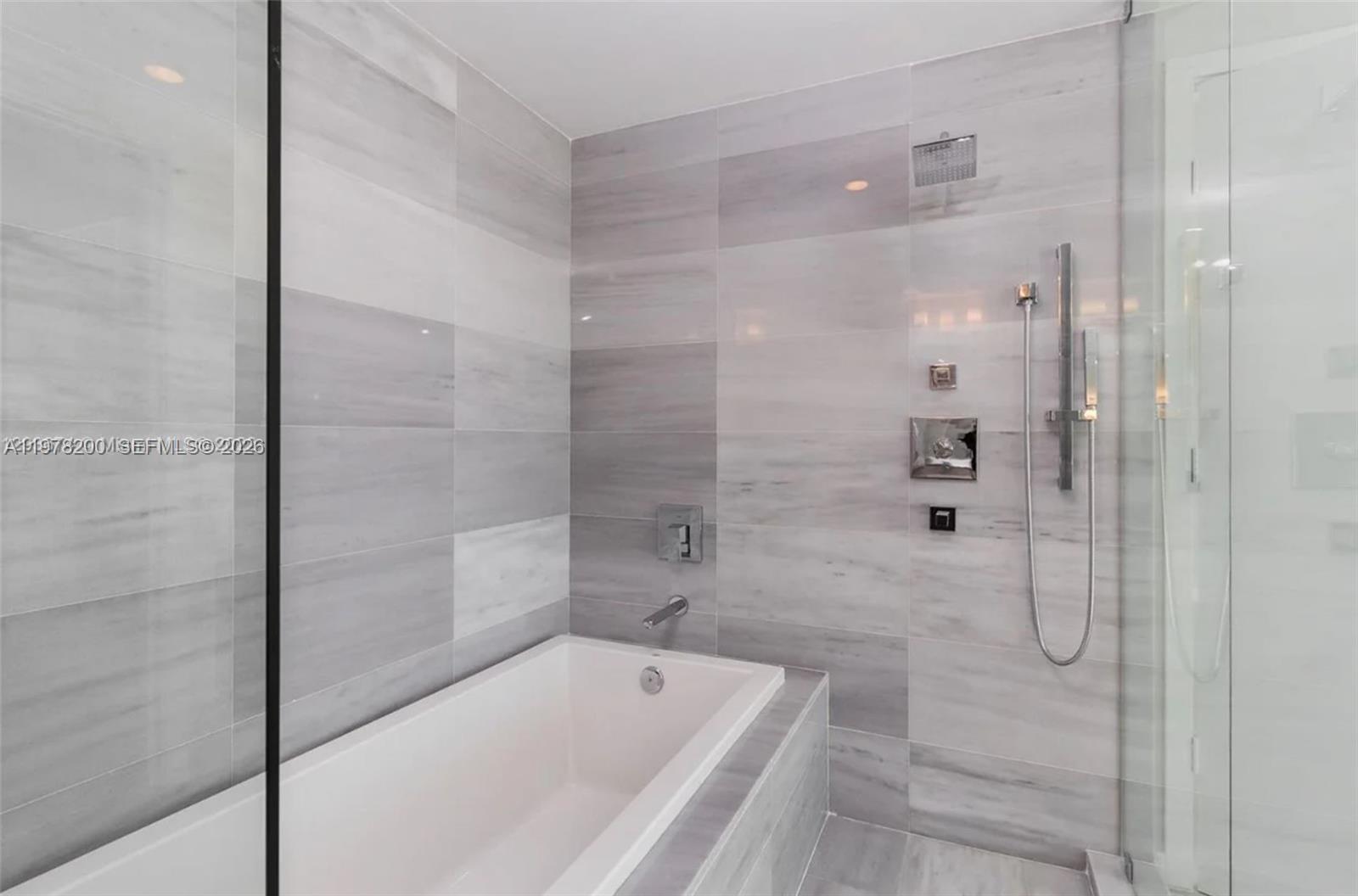 1201 20th St #312, Miami Beach FL 33139