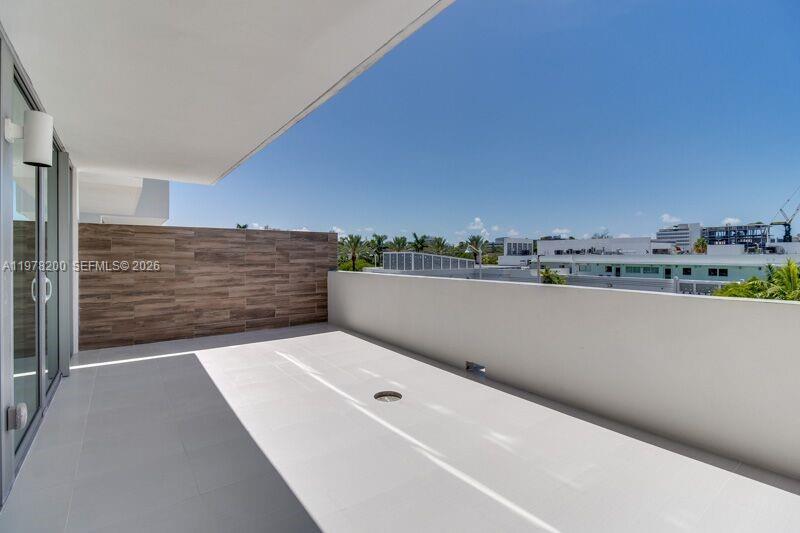 1201 20th St #312, Miami Beach FL 33139