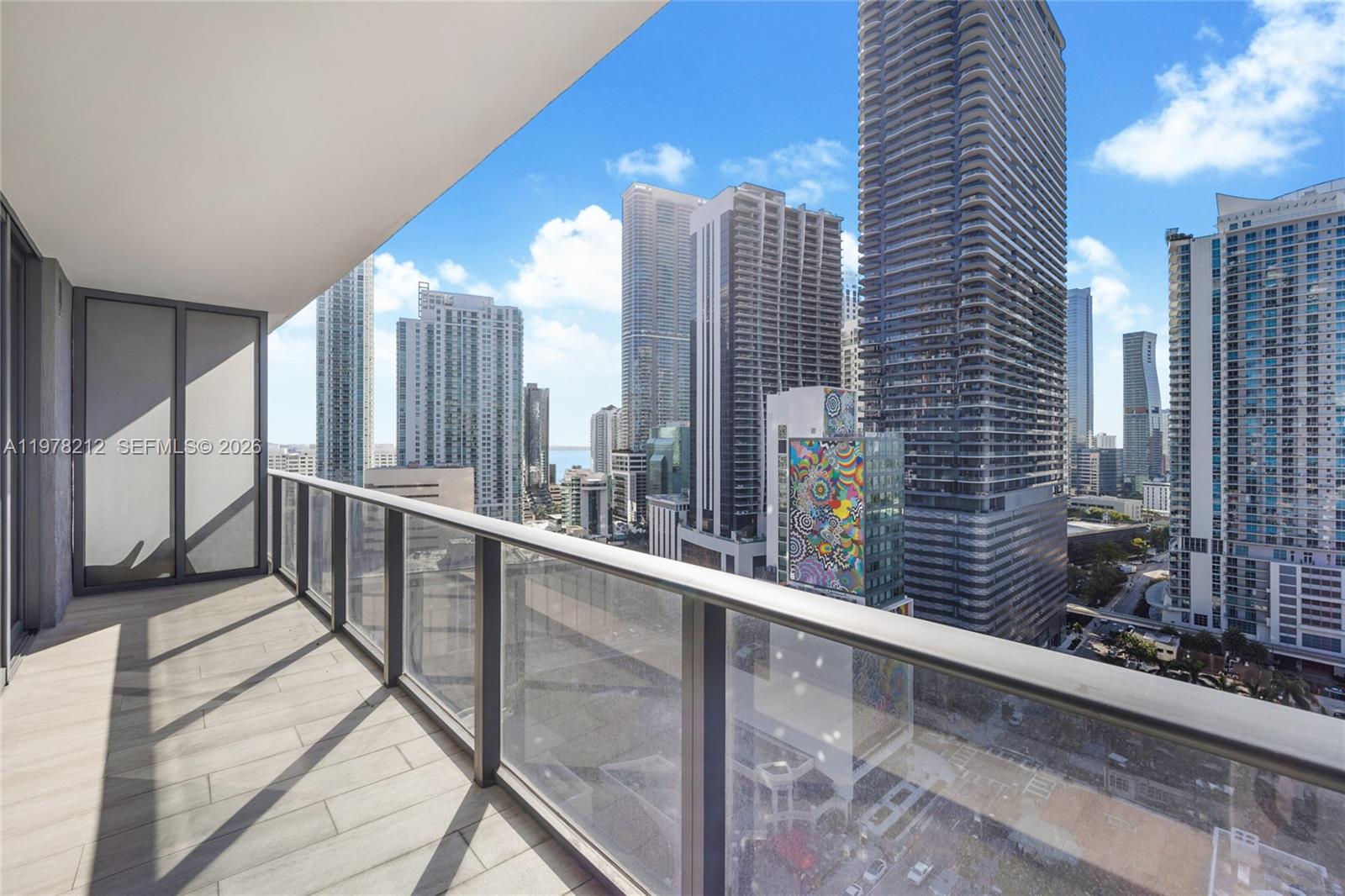 45 SW 9th St #1904, Miami FL 33130