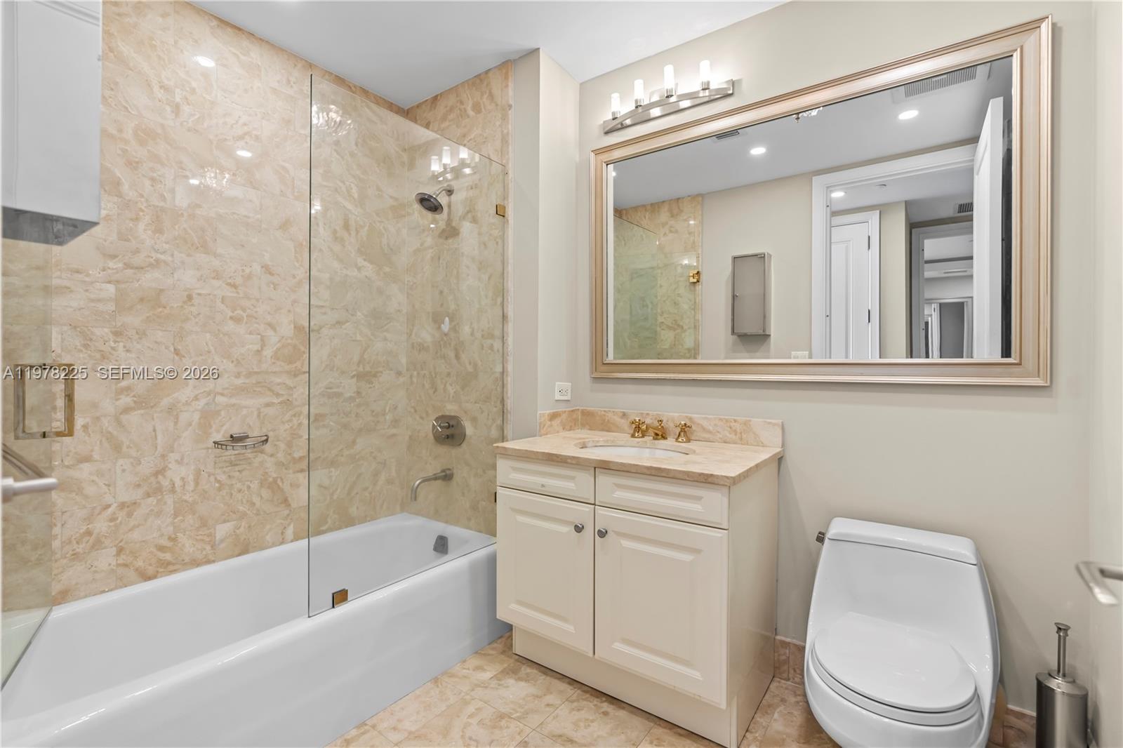 1425 Brickell Ave #44D, Miami FL 33131
