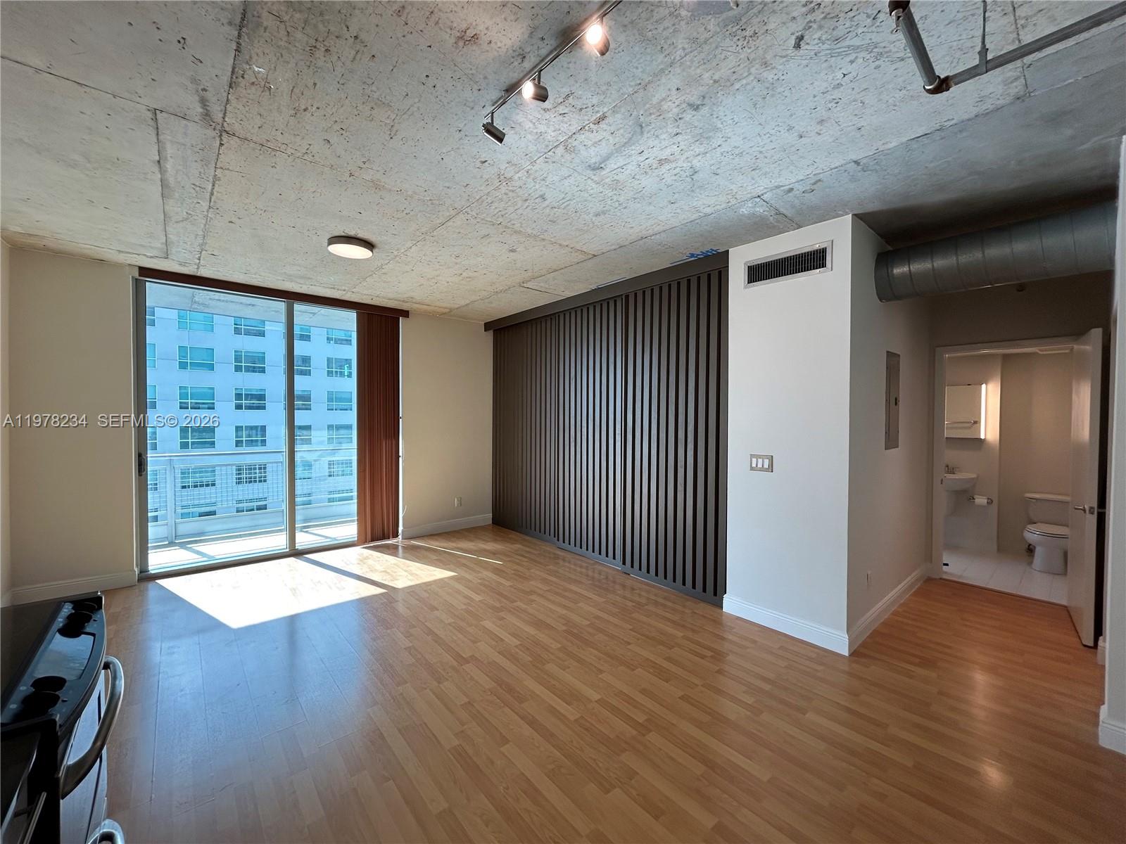 690 SW 1st Ct #2726, Miami FL 33130