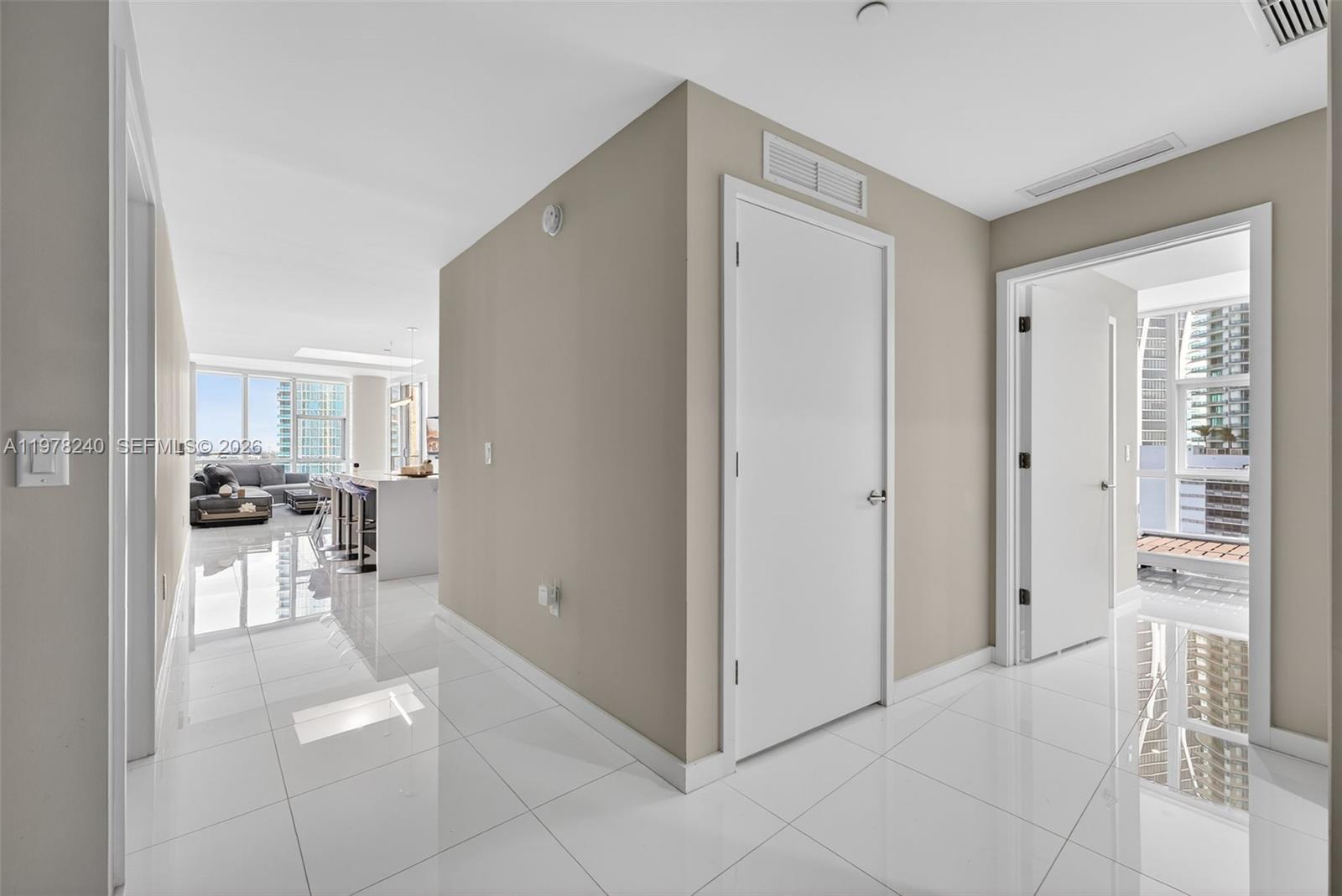 851 NE 1st Ave #1101, Miami FL 33132