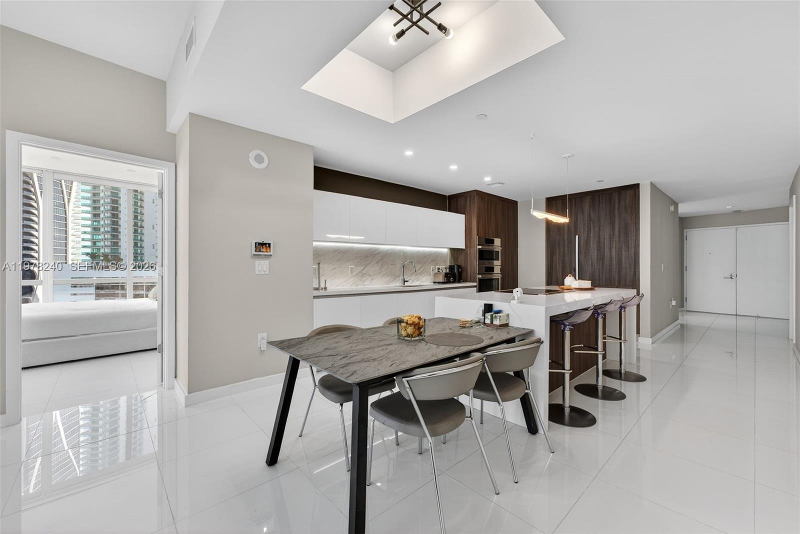 851 NE 1st Ave #1101, Miami FL 33132