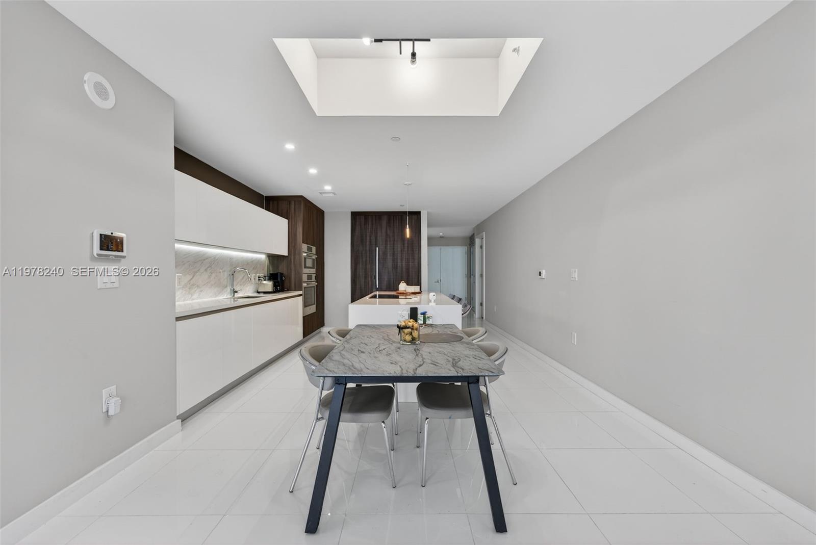 851 NE 1st Ave #1101, Miami FL 33132