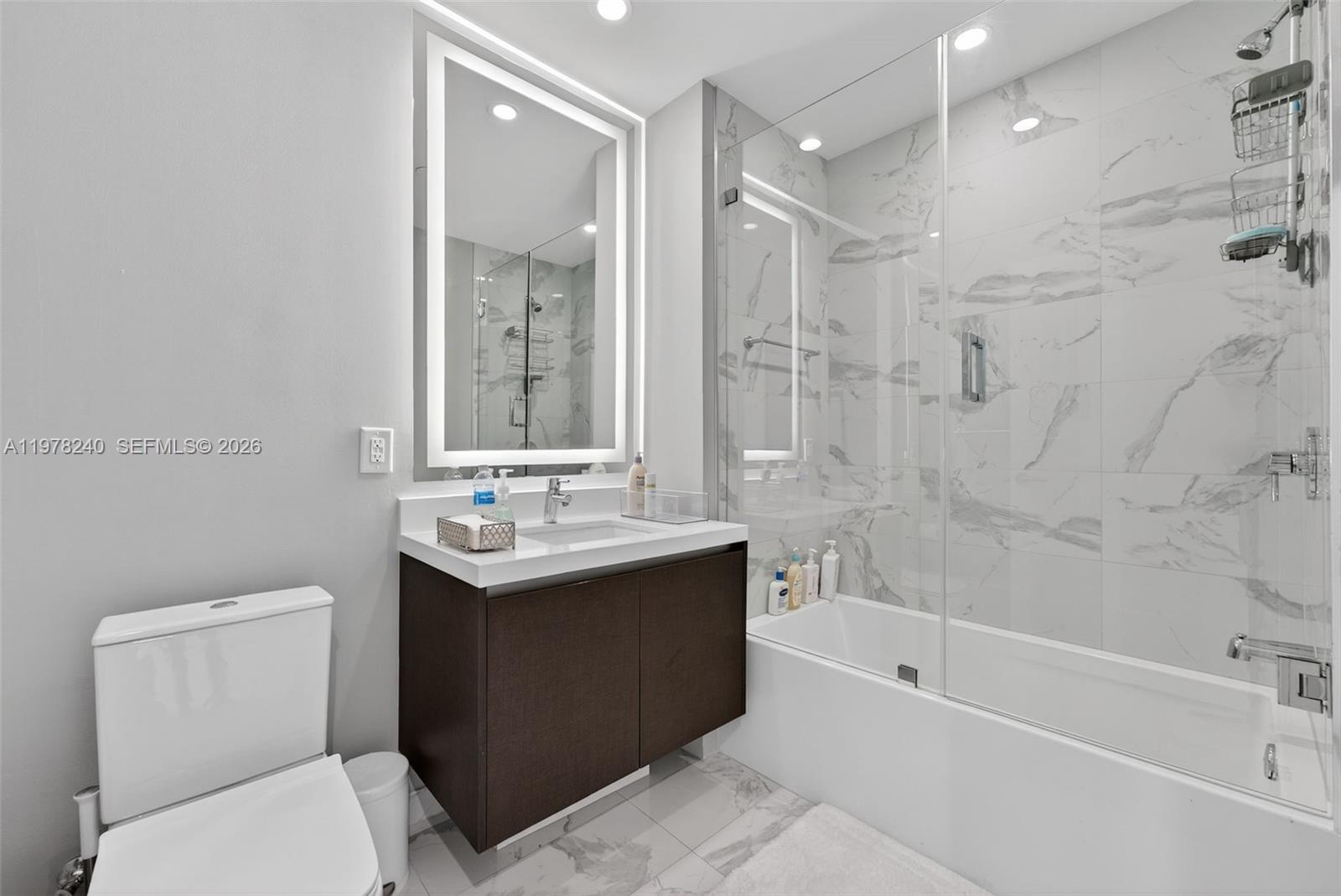 851 NE 1st Ave #1101, Miami FL 33132