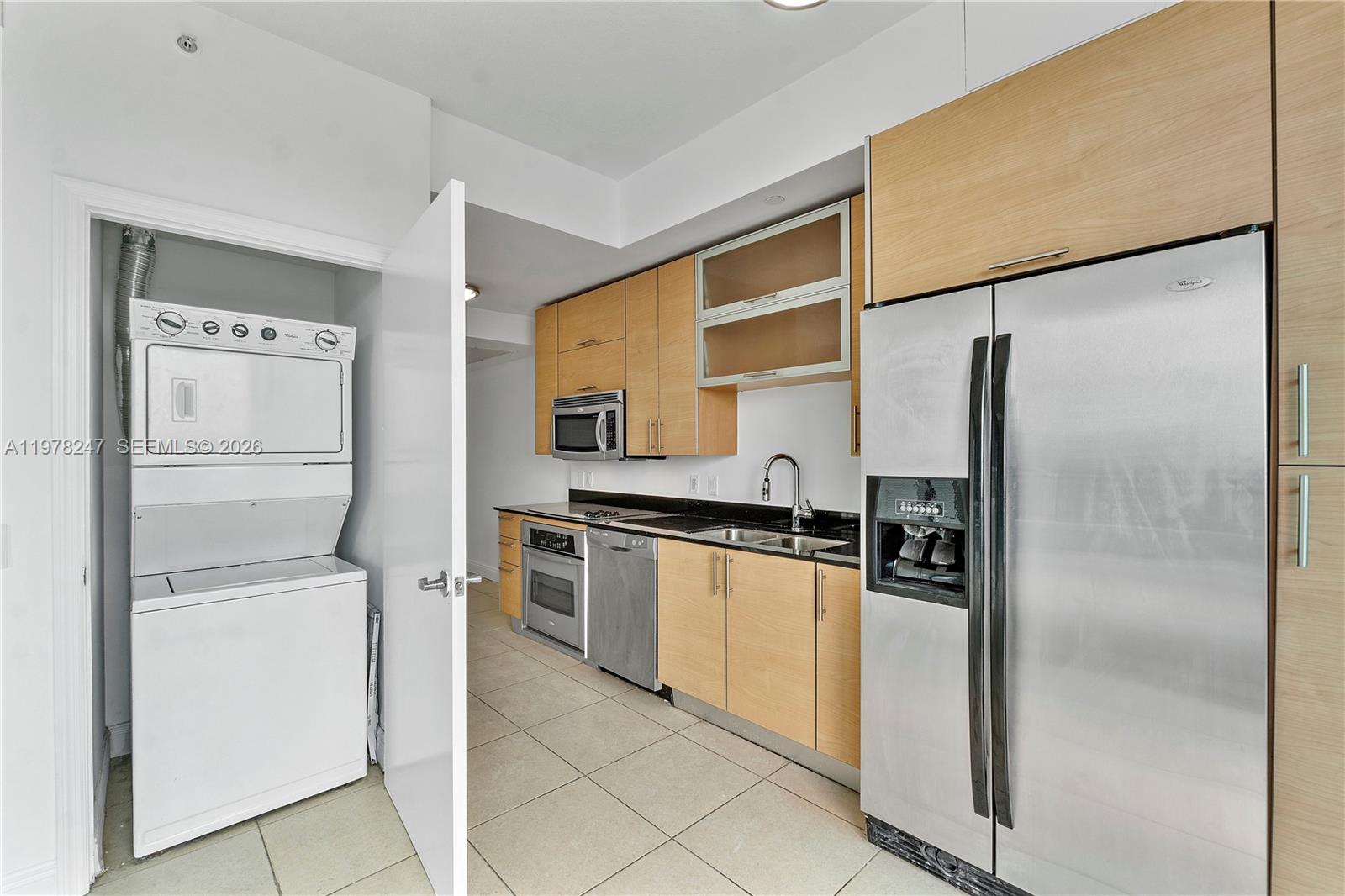 60 SW 13th St #1921, Miami FL 33130