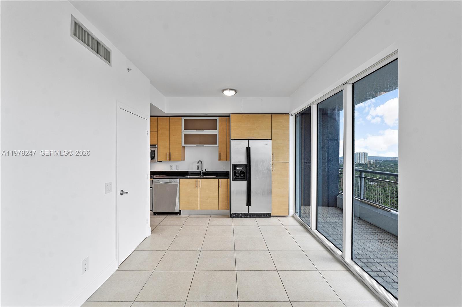 60 SW 13th St #1921, Miami FL 33130