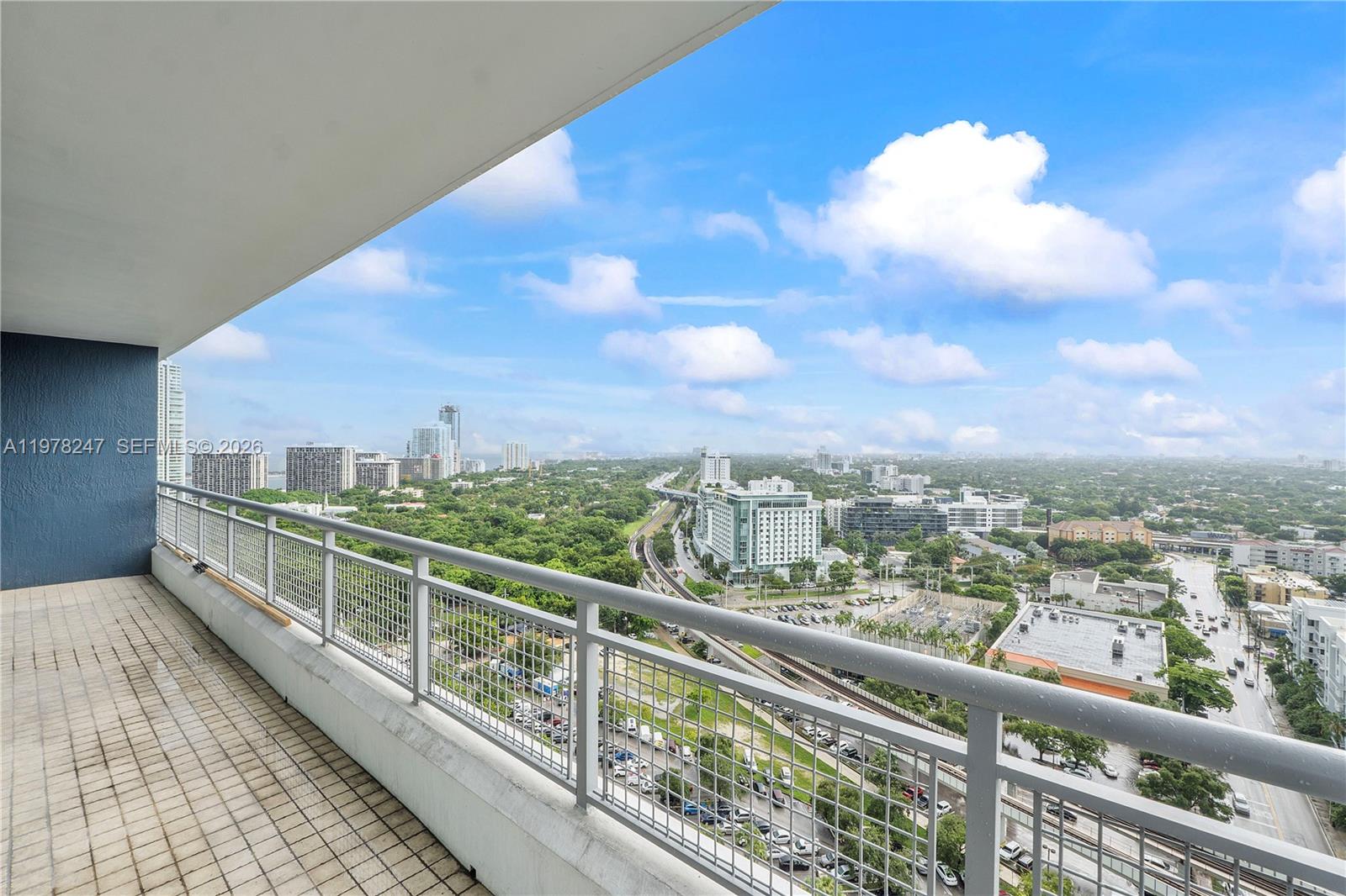 60 SW 13th St #1921, Miami FL 33130